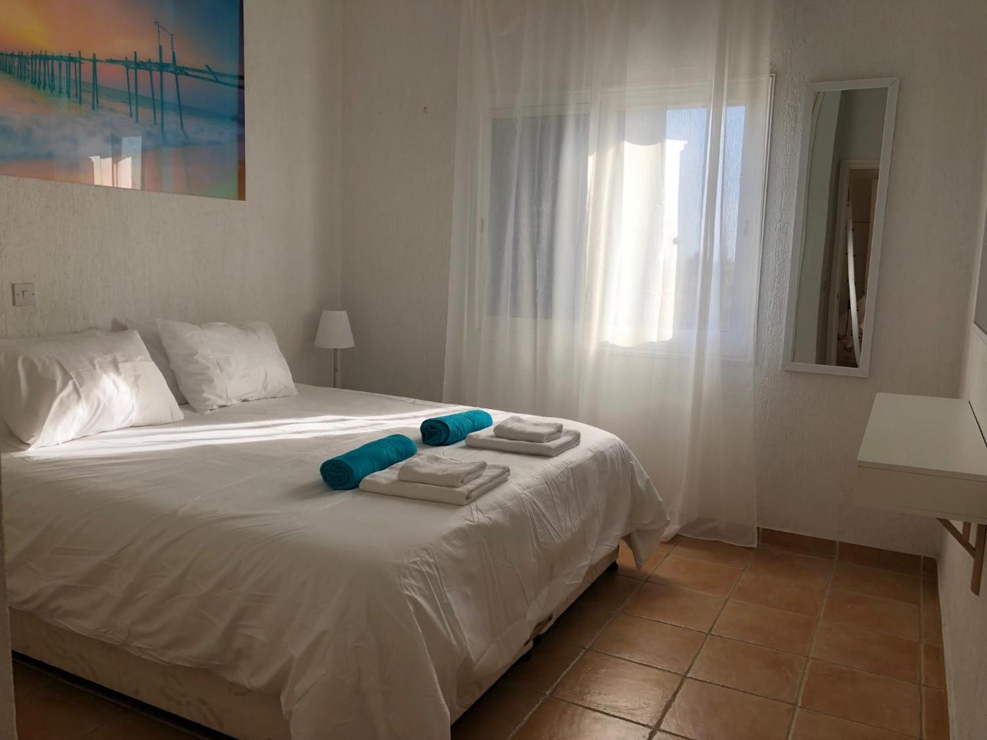Limnaria Gardens - 1 Bedroom, Sunny Apartment With Stunning Pool Views Paphos Exterior foto