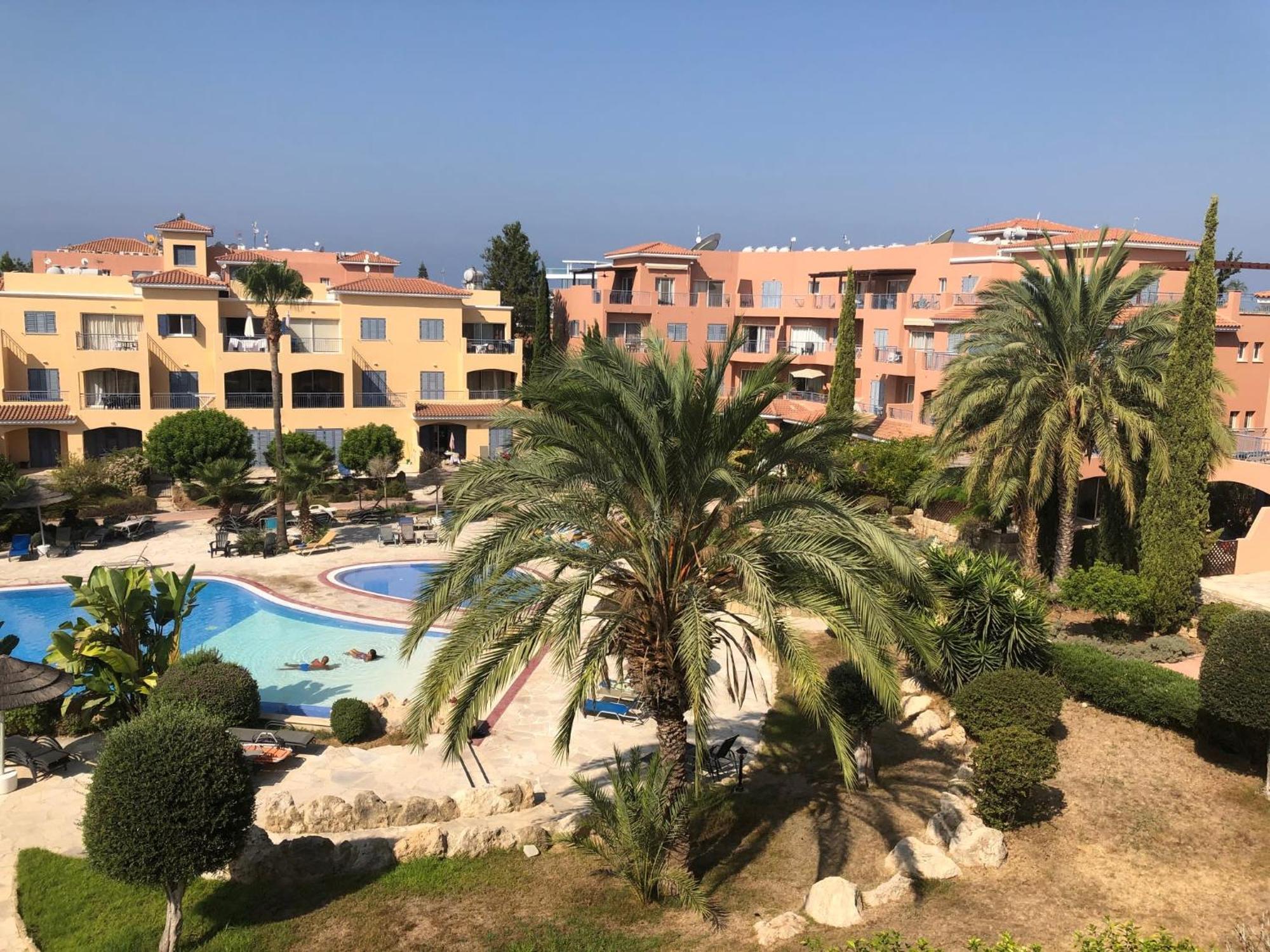 Limnaria Gardens - 1 Bedroom, Sunny Apartment With Stunning Pool Views Paphos Exterior foto